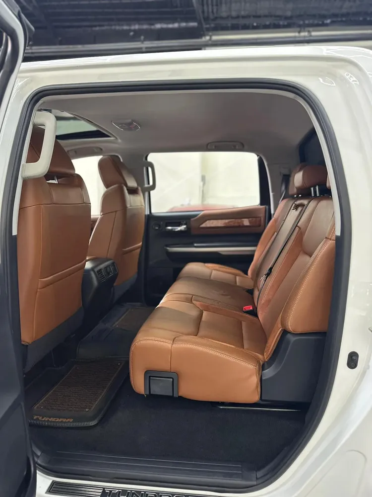 Vista 7 del vehículo: Toyota Tundra