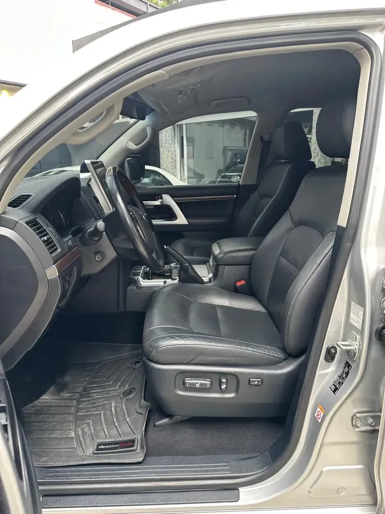 Vista 13 del vehículo: Toyota Land Cruiser