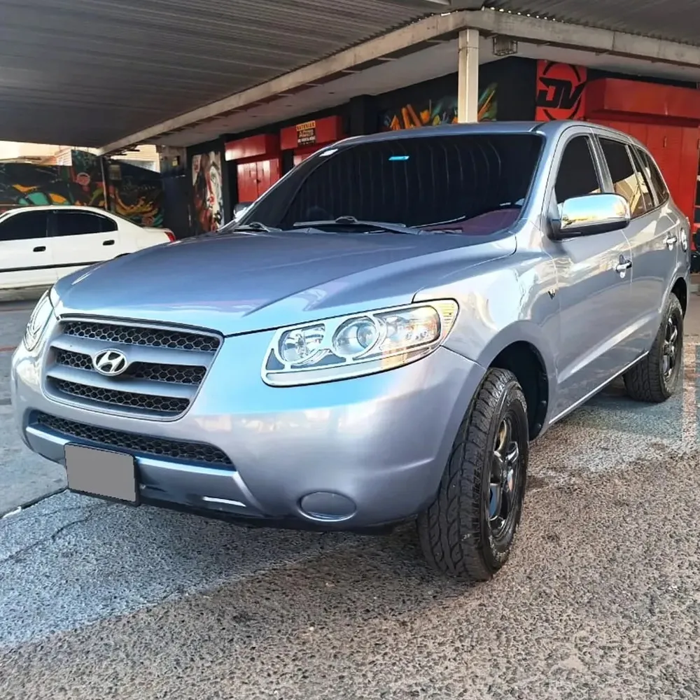 Hyundai Santa