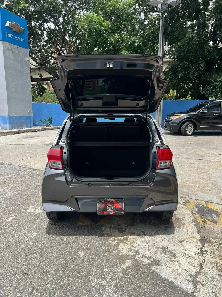Vista 14 del vehículo: Toyota Agya