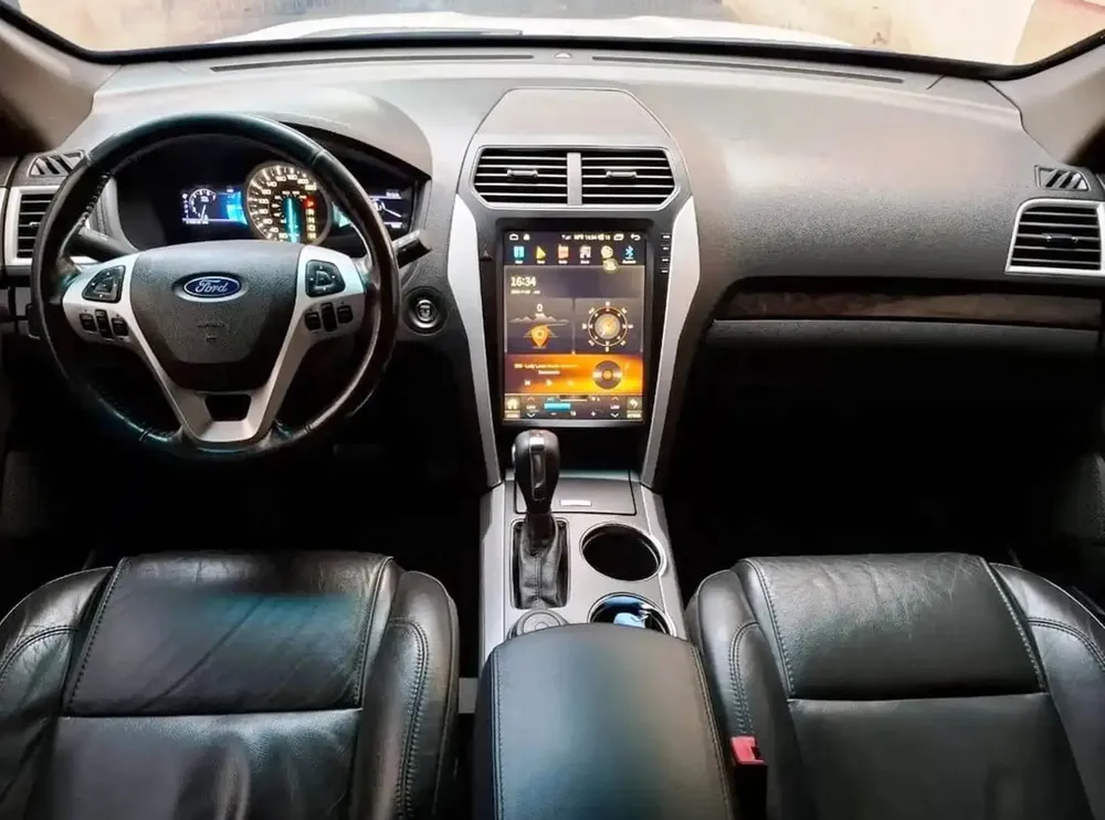 Vista 8 del vehículo: Ford Explorer