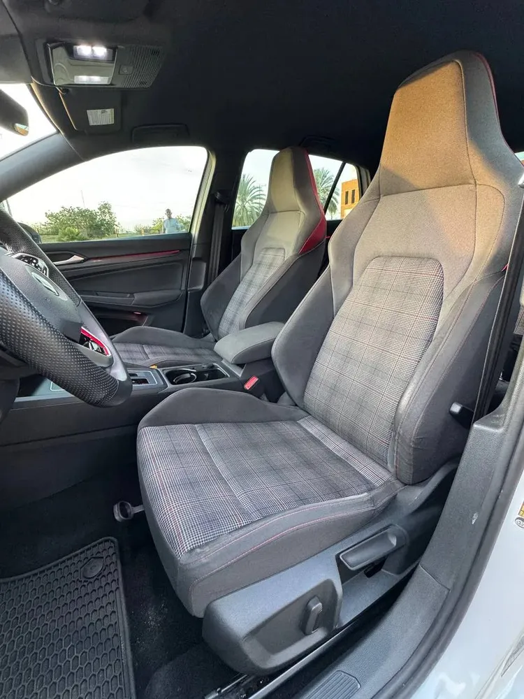 Vista 6 del vehículo: Volkswagen Golf
