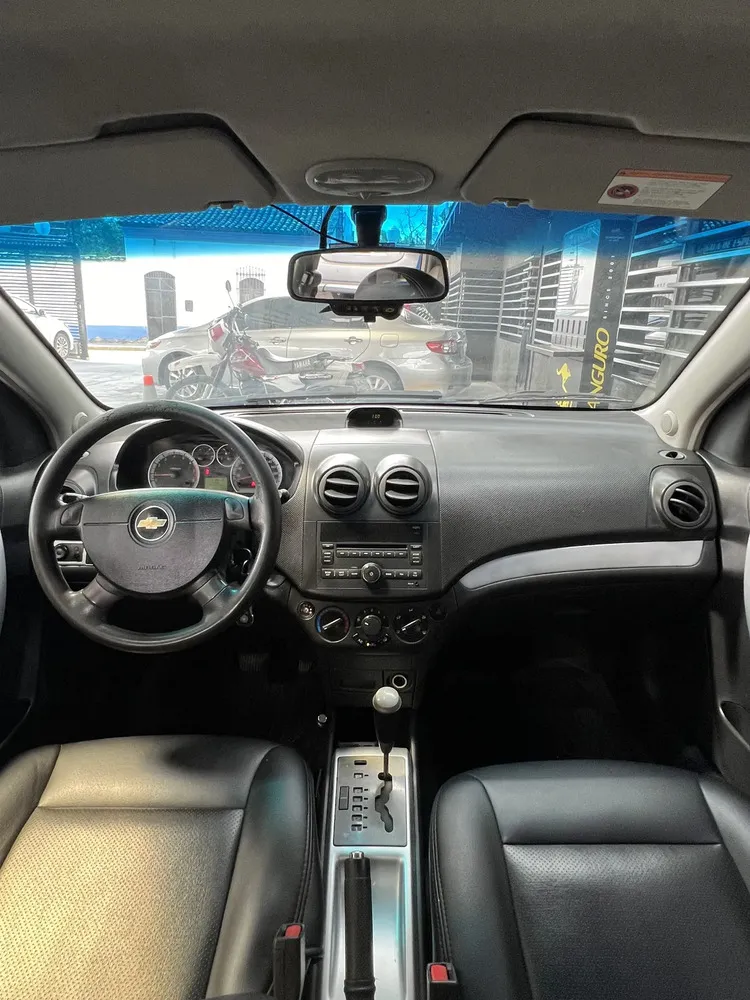 Vista 4 del vehículo: Chevrolet Aveo