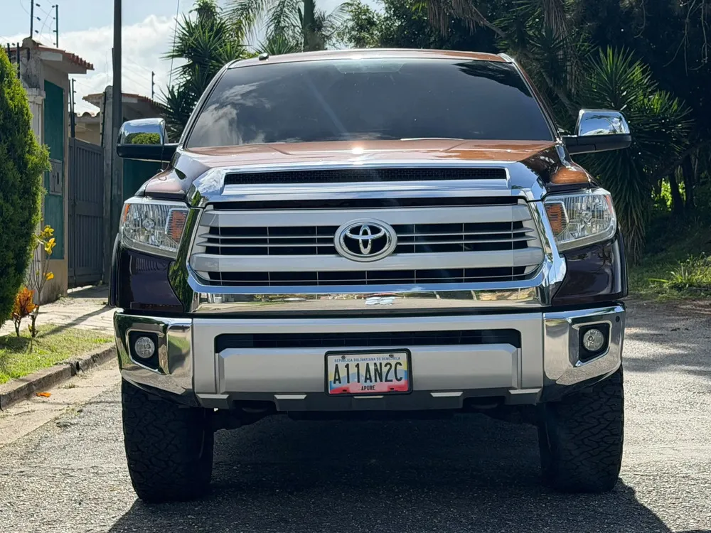 Vista 4 del vehículo: Toyota Tundra