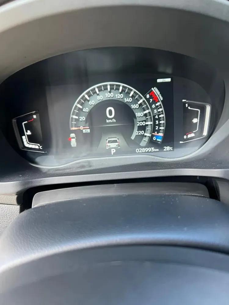 Vista 9 del vehículo: Mitsubishi Pajero