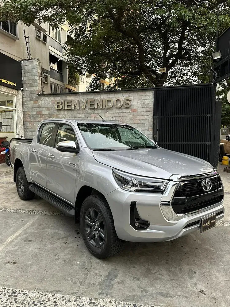 Vista 6 del vehículo: Toyota Hilux