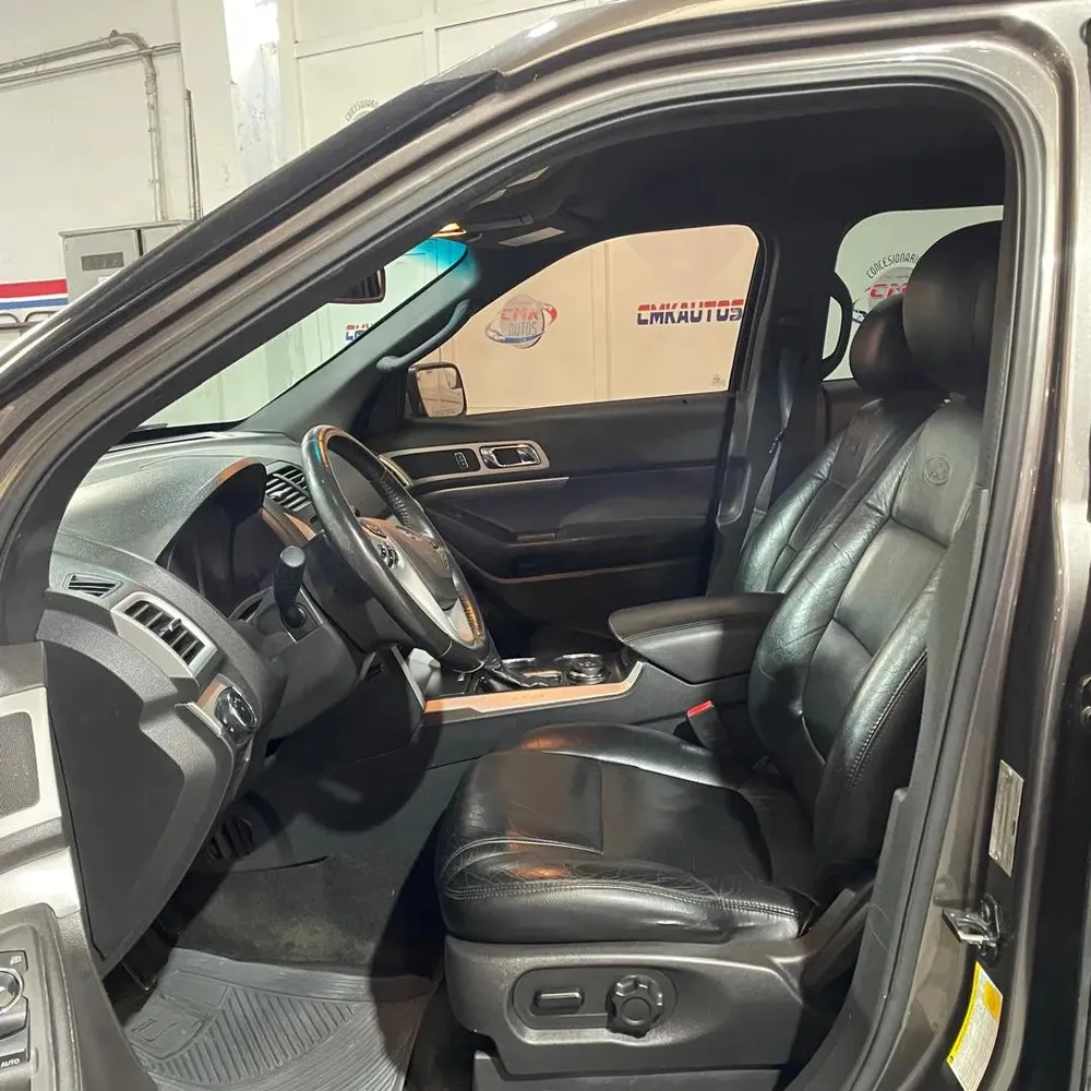 Vista 9 del vehículo: Ford Explorer