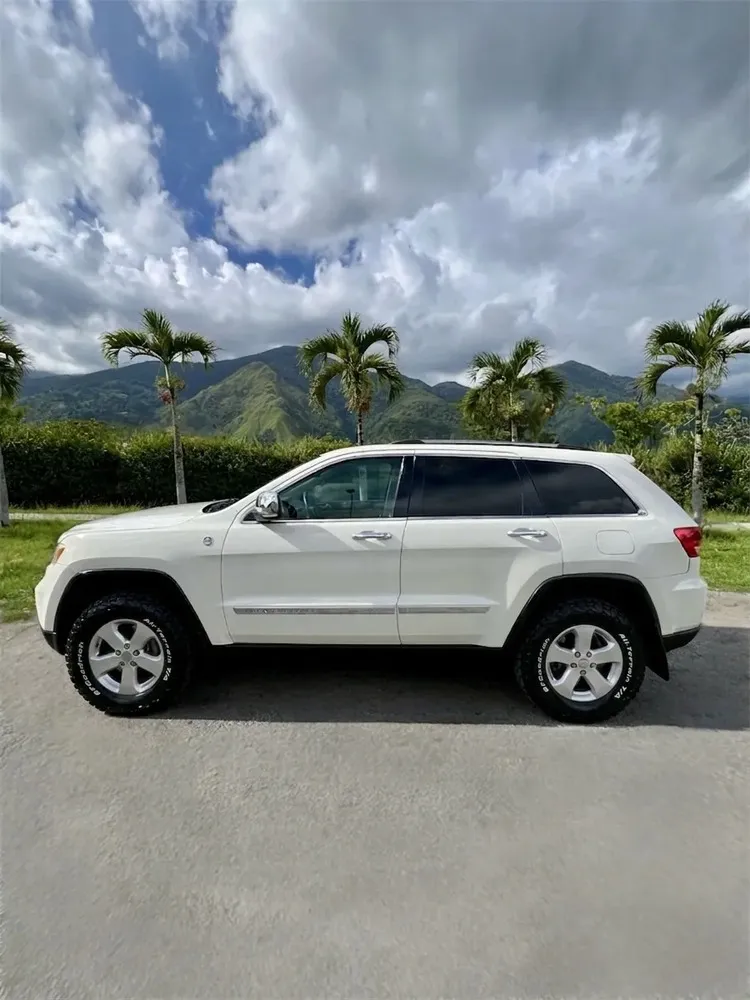 Vista 8 del vehículo: Jeep Grand Cherokee