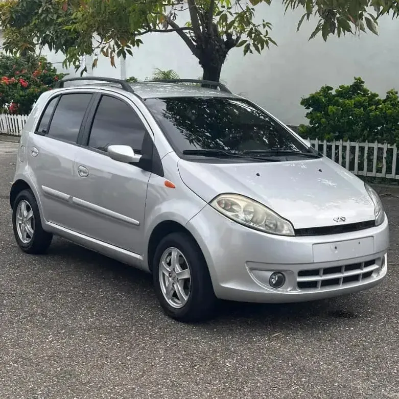 Vista 2 del vehículo: Chery Arauca