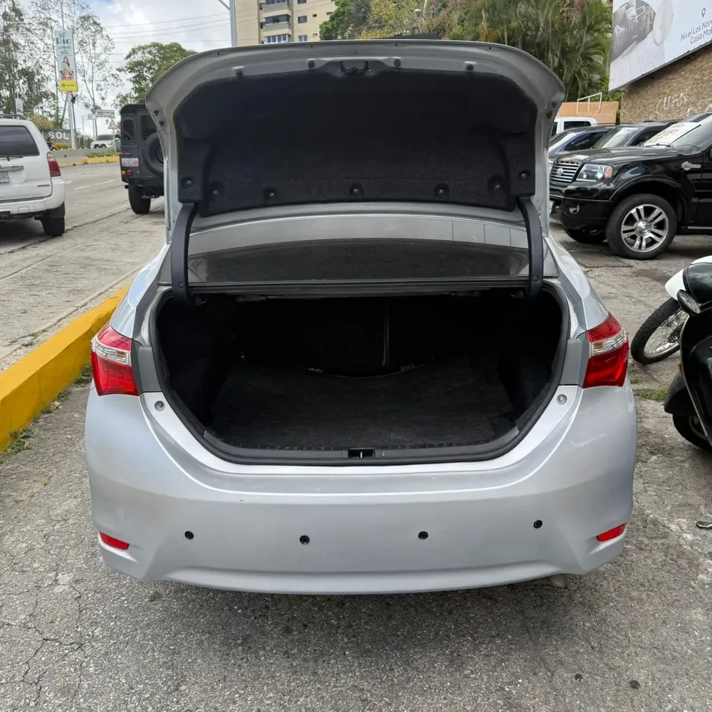 Vista 11 del vehículo: Toyota Corolla