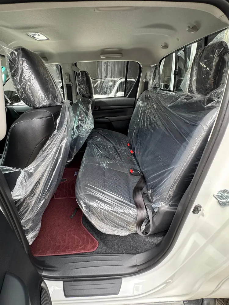 Vista 7 del vehículo: Toyota Hilux