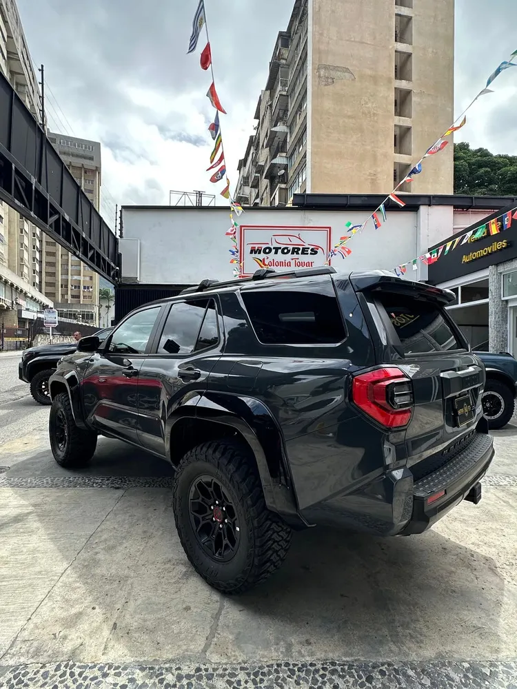 Vista 15 del vehículo: Toyota 4Runner