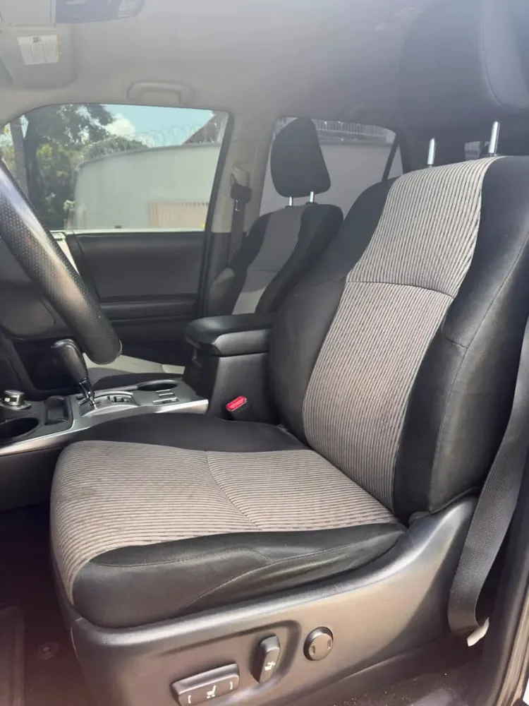 Vista 10 del vehículo: Toyota 4Runner
