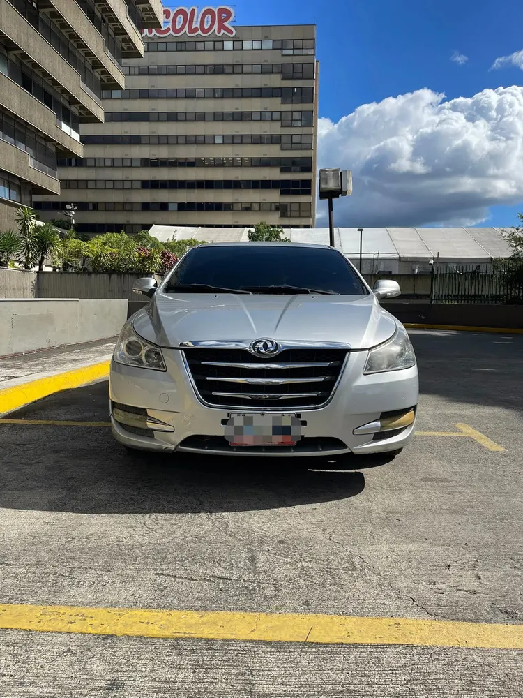 Vista 2 del vehículo: Donfeng S20