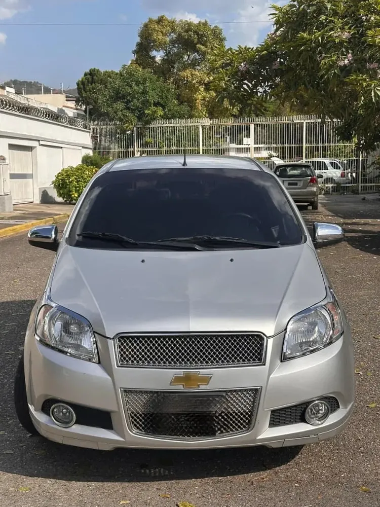 Vista 3 del vehículo: Chevrolet Aveo