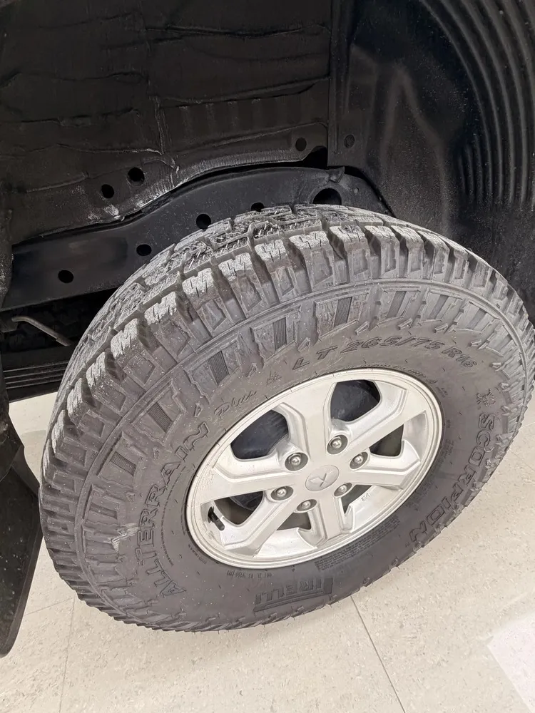 Vista 4 del vehículo: Mitsubishi L200