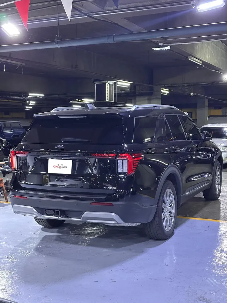 Vista 6 del vehículo: Ford Explorer