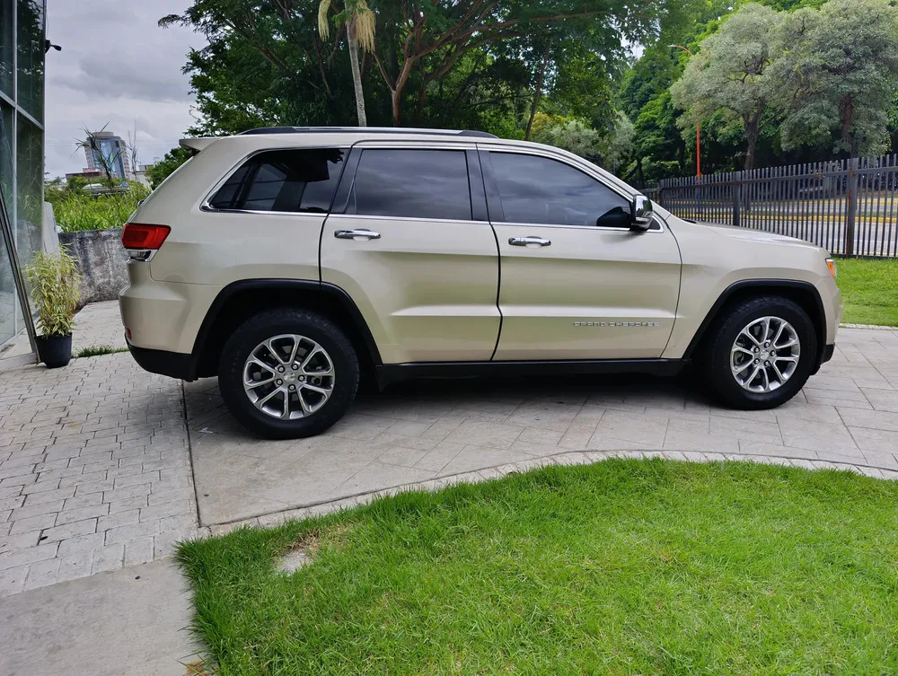 Vista 6 del vehículo: Jeep Grand