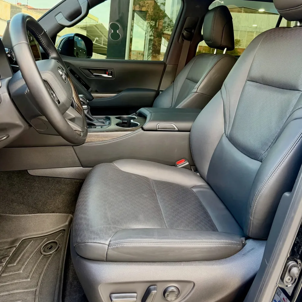 Vista 4 del vehículo: Toyota Land Cruiser