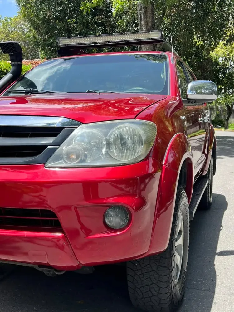 Vista 16 del vehículo: Toyota Fortuner