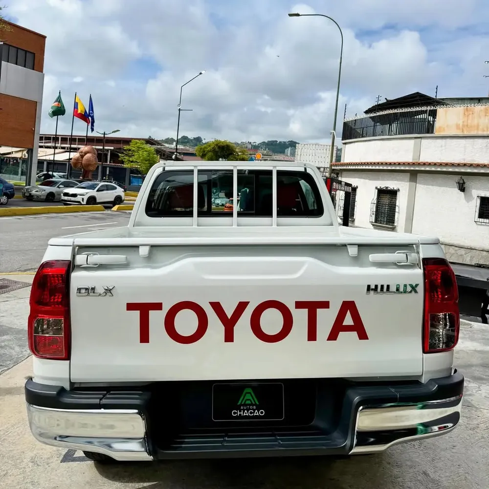 Vista 9 del vehículo: Toyota Hilux