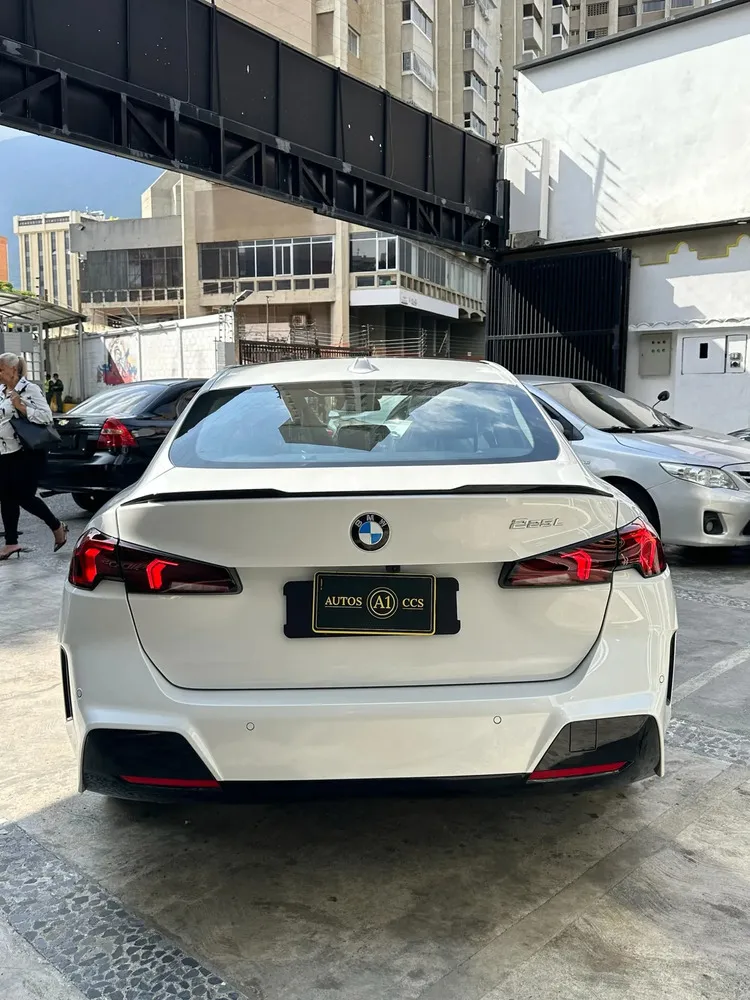 Vista 2 del vehículo: Bmw 225l