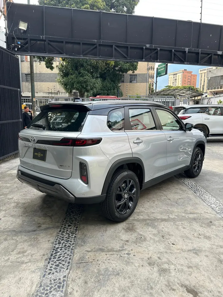 Vista 10 del vehículo: Toyota Urban