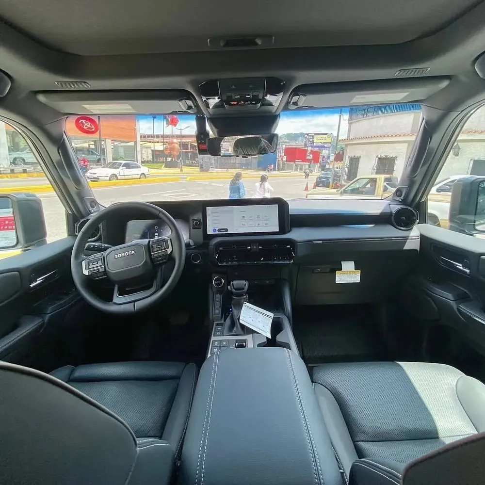 Vista 6 del vehículo: Toyota Land Cruiser