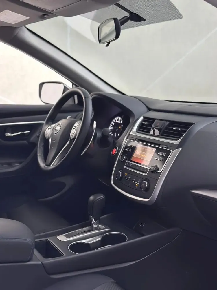 Vista 8 del vehículo: Nissan Altima