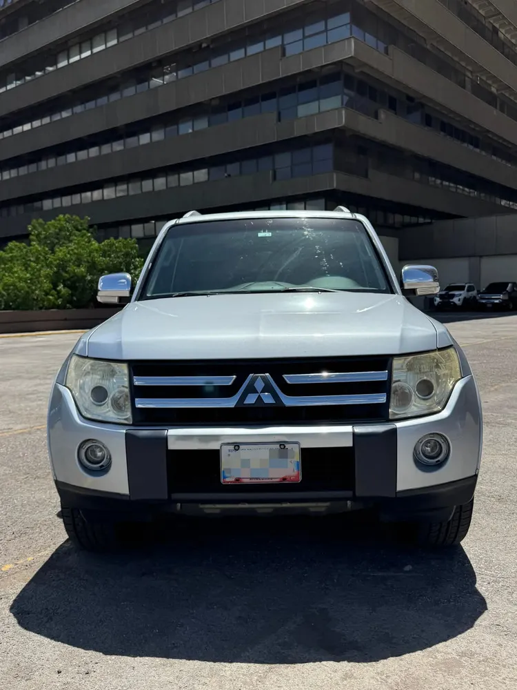 Vista 3 del vehículo: Mitsubishi Montero