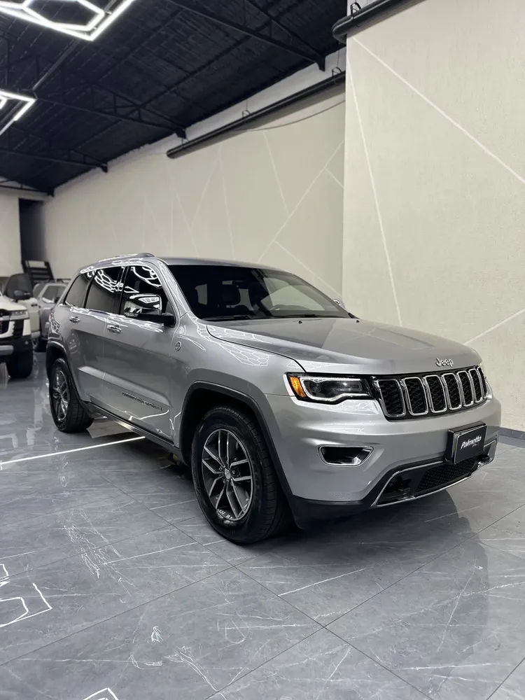 Vista 9 del vehículo: Jeep Grand