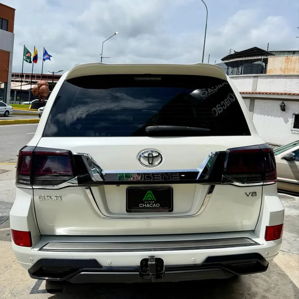 Vista 10 del vehículo: Toyota Land