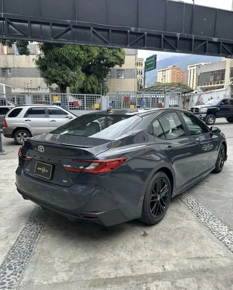 Vista 10 del vehículo: Toyota Camry