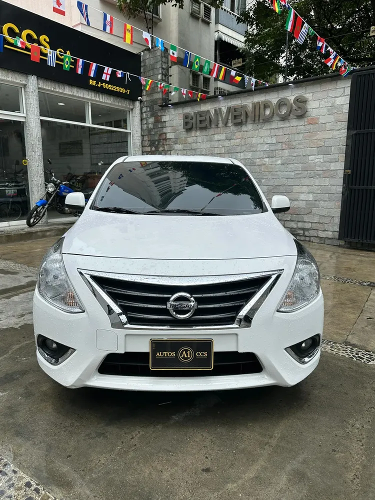 Vista 3 del vehículo: Nissan Almera