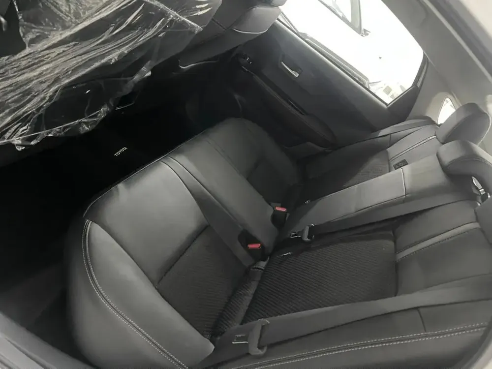 Vista 9 del vehículo: Toyota Yaris