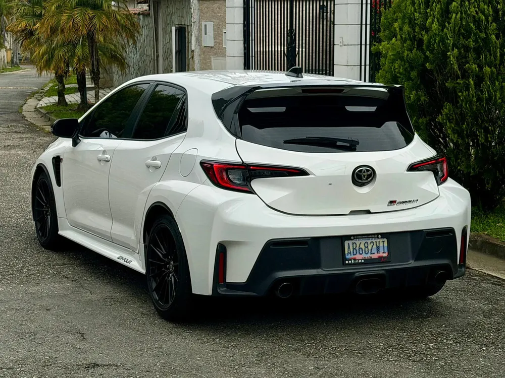 Vista 8 del vehículo: Toyota Corolla