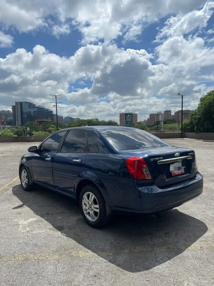 Vista 4 del vehículo: Chevrolet Optra