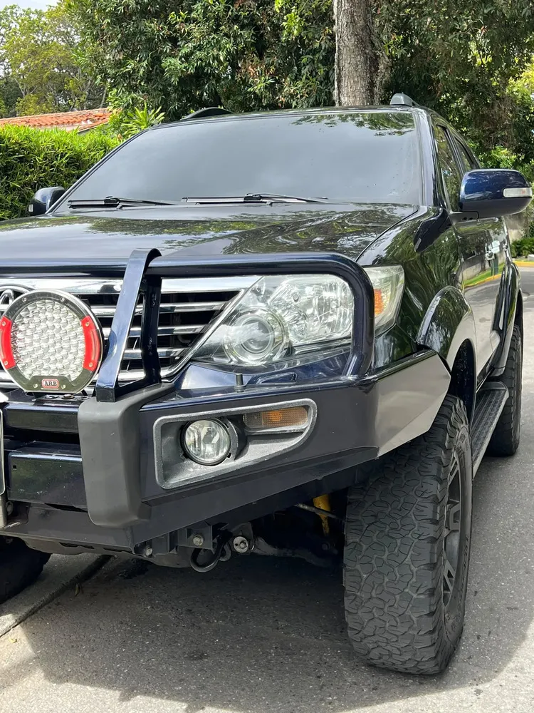 Vista 16 del vehículo: Toyota Fortuner
