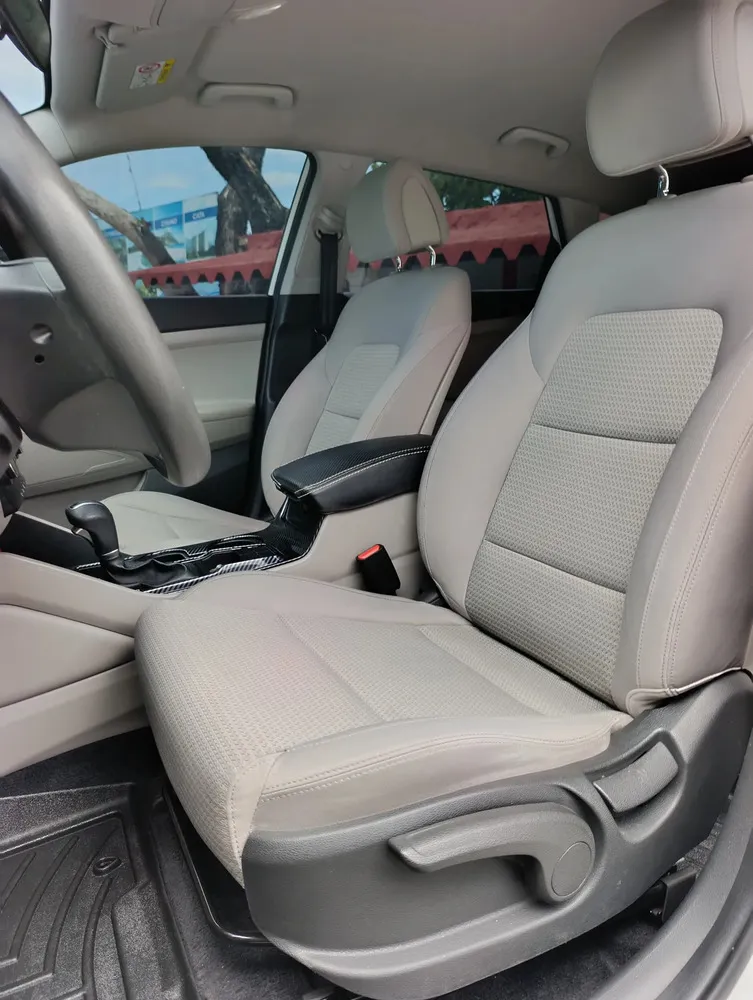 Vista 7 del vehículo: Hyundai Tucson