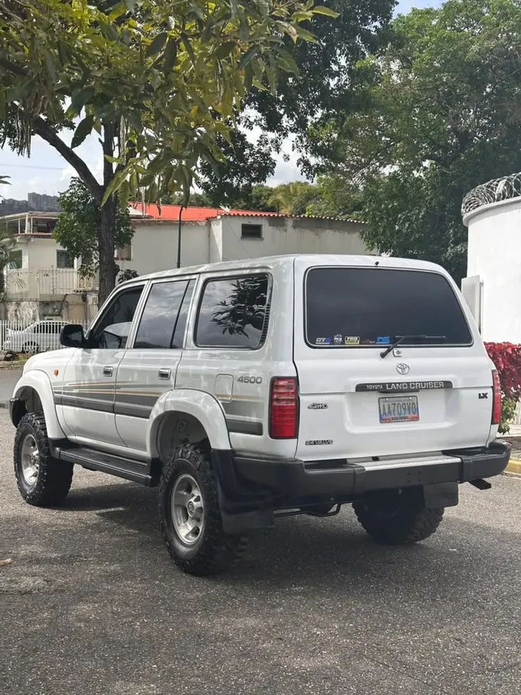 Vista 4 del vehículo: Chery Autana