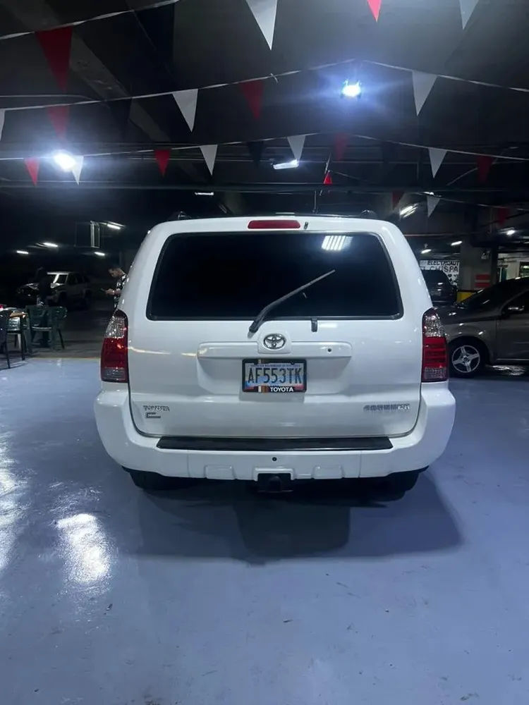 Vista 6 del vehículo: Toyota 4Runner