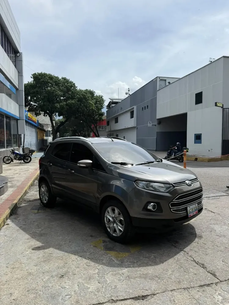 Vista 4 del vehículo: Ford Ecosport