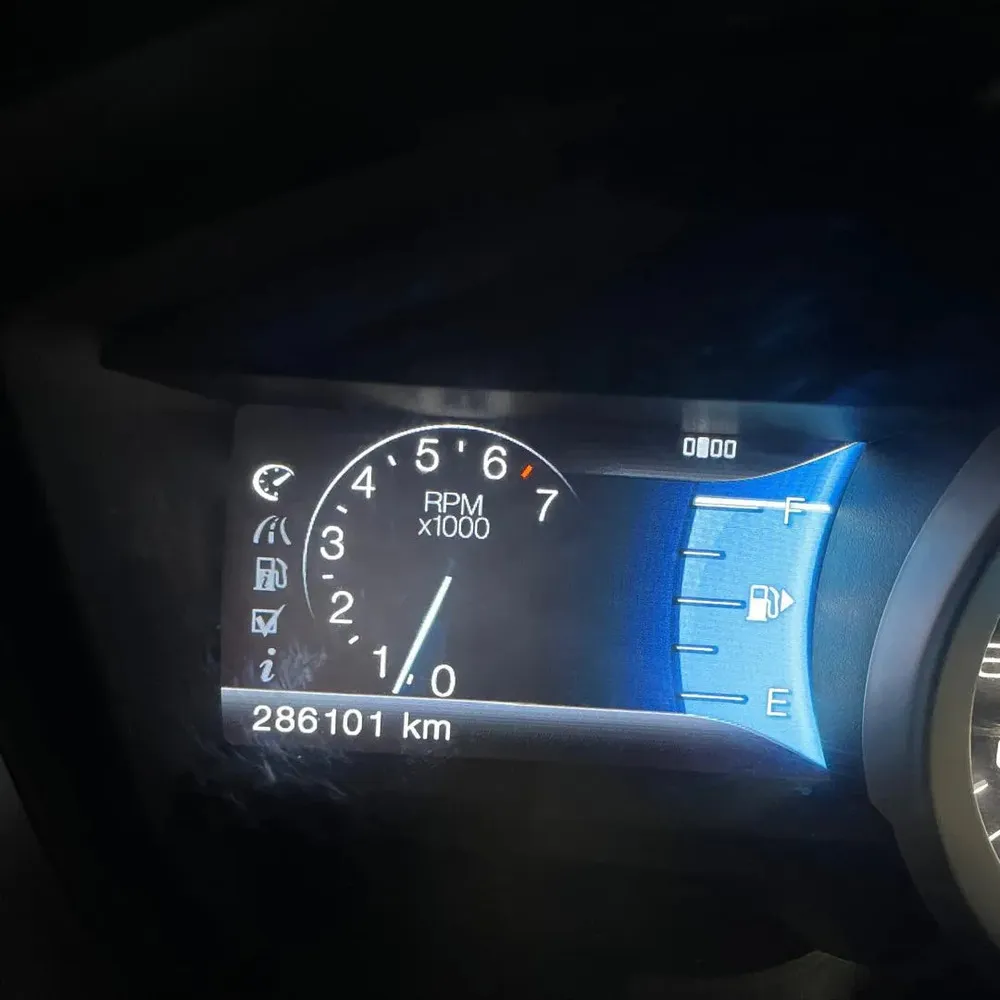 Vista 7 del vehículo: Ford Explorer