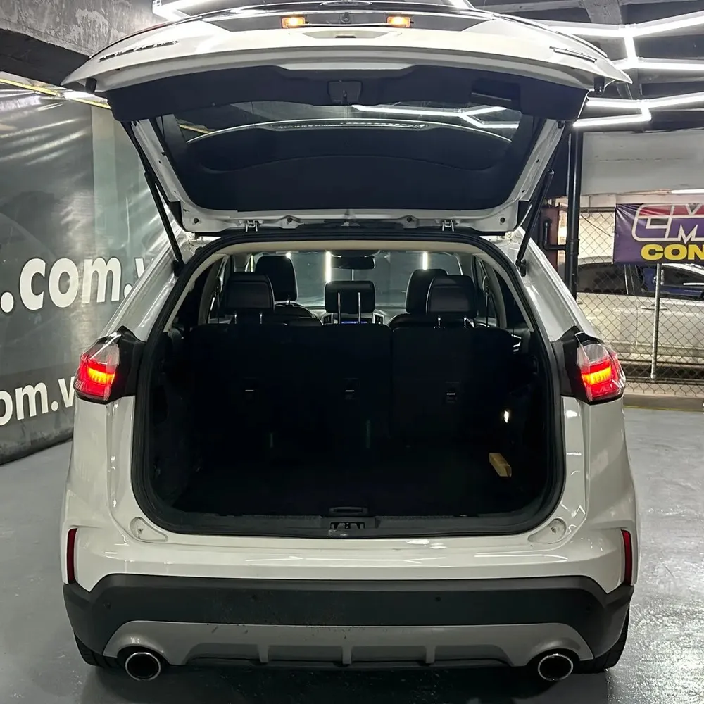 Vista 4 del vehículo: Ford Edge