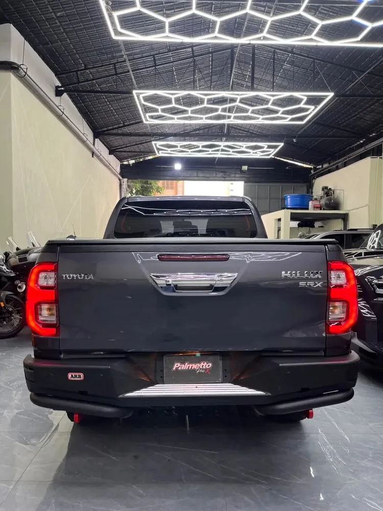 Vista 14 del vehículo: Toyota Hilux