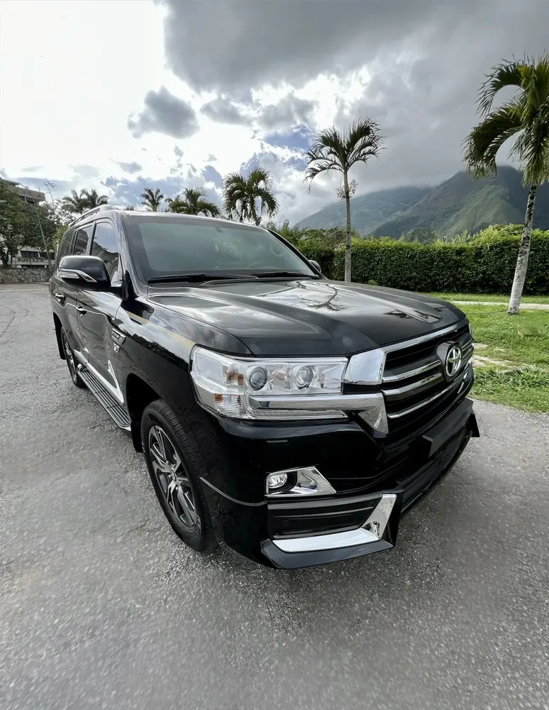 Vista 3 del vehículo: Toyota Land Cruiser
