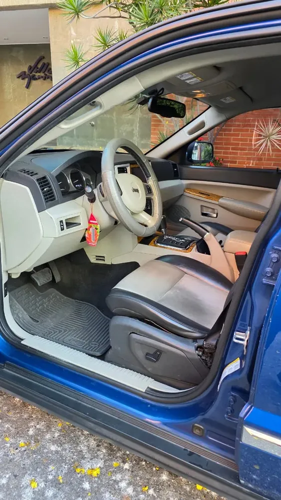 Vista 8 del vehículo: Jeep Cherokee