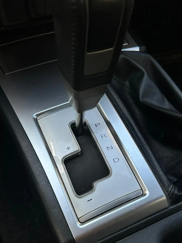 Vista 5 del vehículo: Mitsubishi Montero