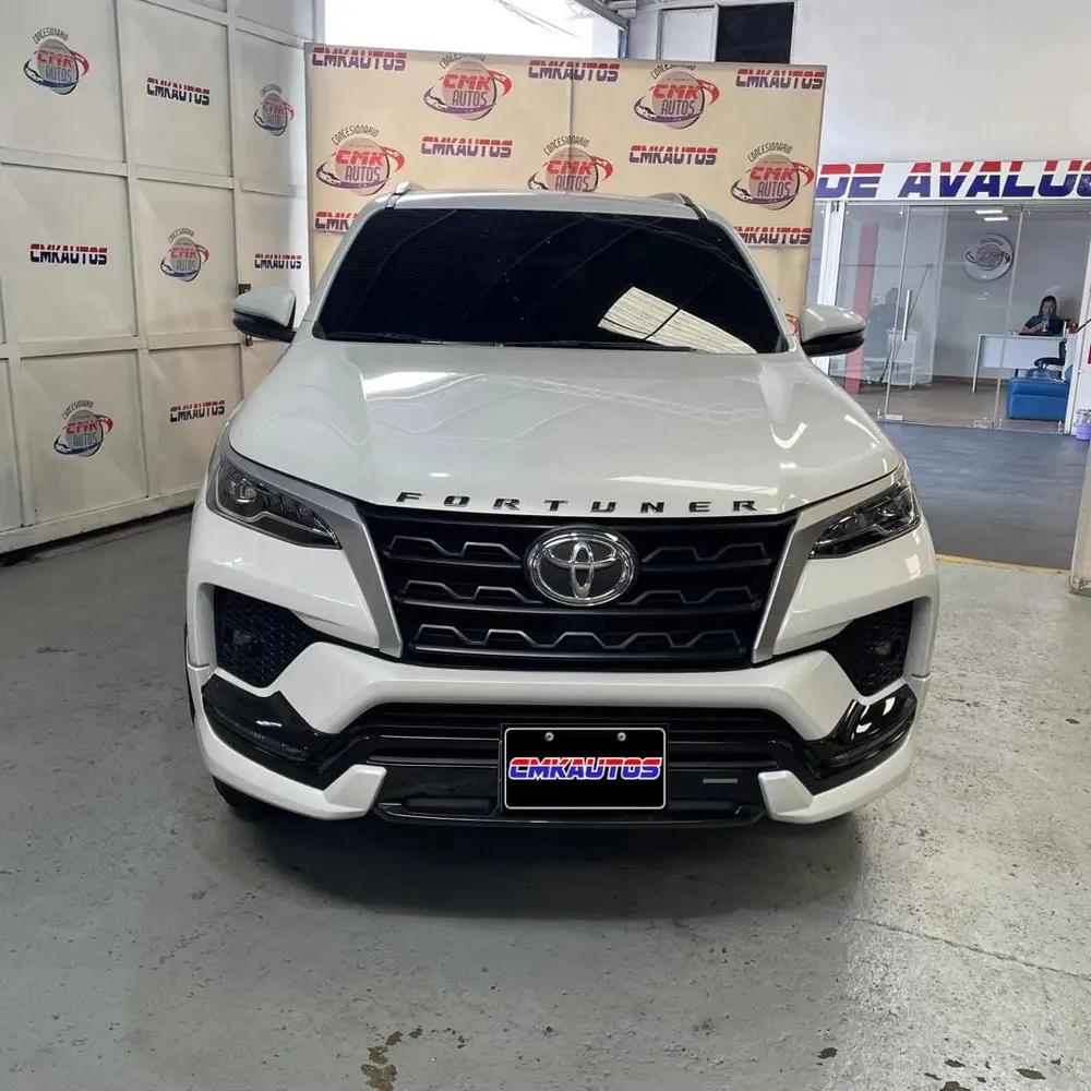 Vista 12 del vehículo: Toyota Fortuner