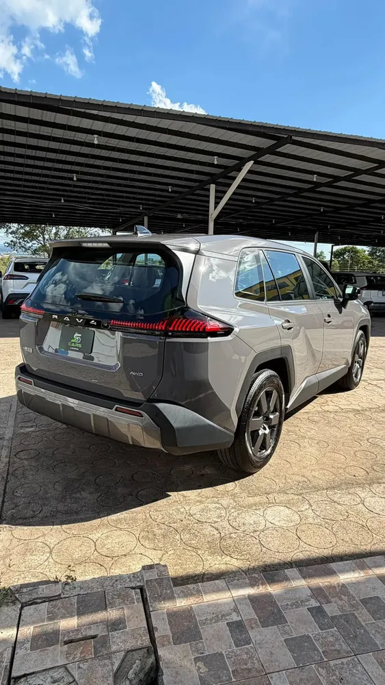 Vista 4 del vehículo: Toyota Rav4